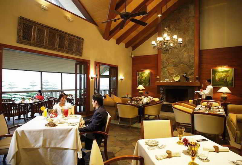 Discovery Country Suites Tagaytay City Exterior photo